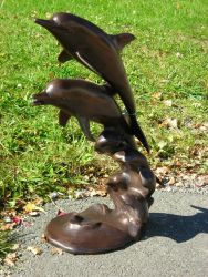 Wasserspeier - Brunnen-Skulptur Delfine auf einer Welle