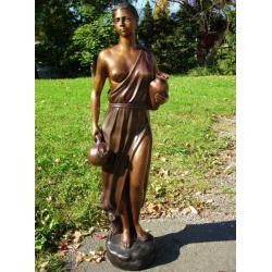 Bronzefigur Frau mit Wasserkrügen