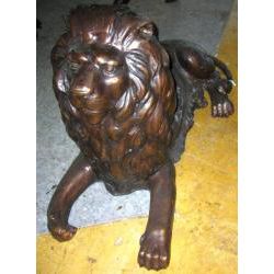 Bronze-Figur Liegender Löwe