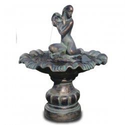 Deko - Brunnen Sitzende Frau mit Wasserkrug