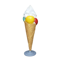 Deko-Figur Eistüte mit drei Eiskugeln und Sahne
