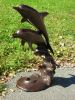 Wasserspeier - Brunnen-Skulptur Delfine auf einer Welle