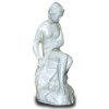 Skulptur Entblößte junge Frau, sitzend