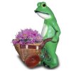 Dekorations - Figur Frosch schiebt Blumenkorb - Schubkarre